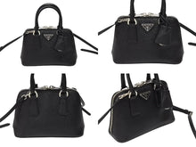 Load image into Gallery viewer, 極美品 PRADA プラダ 2WAY ミニハンドバッグ ショルダーバッグ トライアングルロゴ ブラック シルバー金具 中古 4b007452
