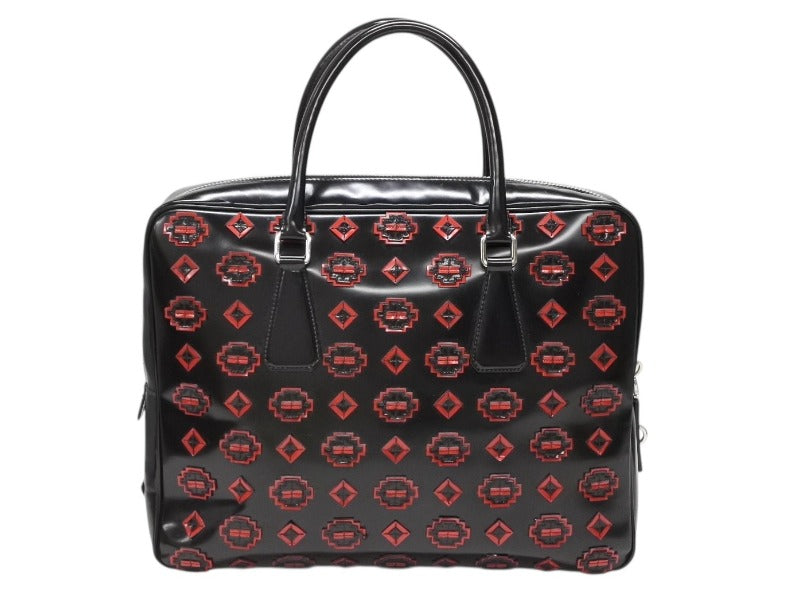 PRADA プラダ ハンドバッグ ロゴプレート エナメル パテントレザー・エナメル ブラック レッド 美品 中古 4b007454