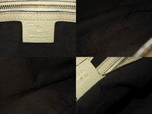 Load image into Gallery viewer, GUCCI グッチ ワンショルダーバッグ 137388 213048 イタリア製 GGキャンバス レザー ベージュ アイボリー ゴールド金具 美品 中古 4b007479