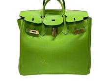 Load image into Gallery viewer, エルメス HERMES オータクロア 32 ハンドバッグ グリーン アップル ヴォーガリバー ゴールド金具 口A刻印 美品 中古 4b007512