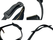 Load image into Gallery viewer, GUCCI グッチ ワンショルダーバッグ ハンドバッグ ホーボー ブラック シルバー金具 GGキャンバス レザー レディース 美品 中古 4b007617