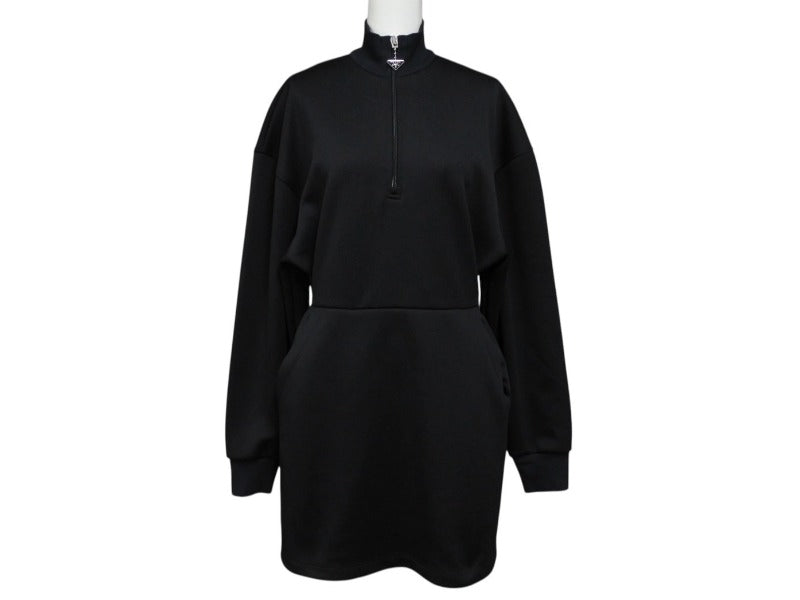 極美品 PRADA プラダ スウェット ワンピース ドレス 2023 WS15420 トライアングルロゴ ブラック シルバー金具 中古 4b007621