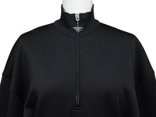 Load image into Gallery viewer, 極美品 PRADA プラダ スウェット ワンピース ドレス 2023 WS15420 トライアングルロゴ ブラック シルバー金具 中古 4b007621