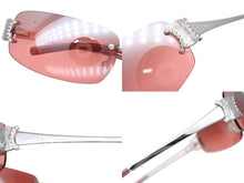 Load image into Gallery viewer, CELINE セリーヌ サングラス アイウェア SC 1047S トリオンフ ラインストーン レッド シルバー 美品 中古 4b007909