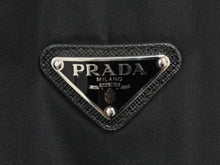 Load image into Gallery viewer, PRADA プラダ 22AW Re-Nylon PLATE LOGO BOMBER JACKET 三角プレートロゴ ナイロンボンバージャケット SGH038 R121 ブラック サイズ52 美品 中古 4b008055