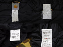 画像をギャラリービューアに読み込む, 極美品 A BATHING APE アベイシングエイプ × CARHARTT カーハート ACTIVE JACKET アクティブジャケット 中綿 ACE-04703 サイズM イエローカモ