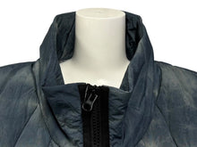 Load image into Gallery viewer, 新品未使用 FFFPOSTALSERVICE トリプルエフポスタルサービス BP VEST ダウンベスト サイズ4 ブルー タイダイ柄 中古 4b008160