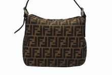 画像をギャラリービューアに読み込む, FENDI フェンディ マンマバケット ワンショルダーバッグ ズッカ柄 キャンバス レザー ブラウン シルバー金具 美品 中古 4b008185