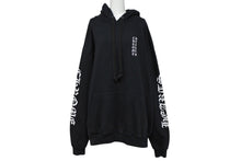 画像をギャラリービューアに読み込む, CHROME HEARTS クロムハーツ 袖プリント プルオーバーパーカー フーディ サイズXL ブラック 美品 中古 4b008187