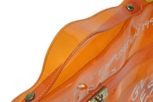 Load image into Gallery viewer, HERMES エルメス ビニールケリー 不思議の国 エルメスへの旅展 ハンドバッグ トートバッグ オレンジ クリア 透明 ビニール ゴールド金具 美品 中古 4b008241