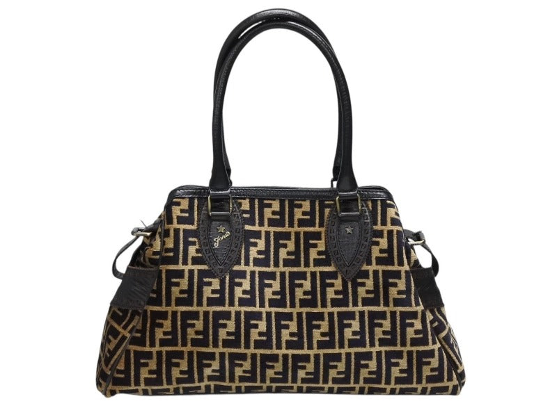 新品同様 FENDI フェンディ ズッカ柄 ハンドバッグ AH10238 ベロア レザー ベージュ ブラック アンティークゴールド金具 中古 4b008344