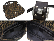 画像をギャラリービューアに読み込む, FENDI フェンディ マンマバケット ワンショルダーバッグ 26424 ズッカ柄 キャンバス レザー ブラウン シルバー金具 美品 中古 4b008370