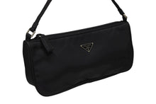 画像をギャラリービューアに読み込む, PRADA プラダ アクセサリーポーチ ブラック ナイロン レザー ハンドバッグ トライアングルロゴ 美品 中古 4b008581
