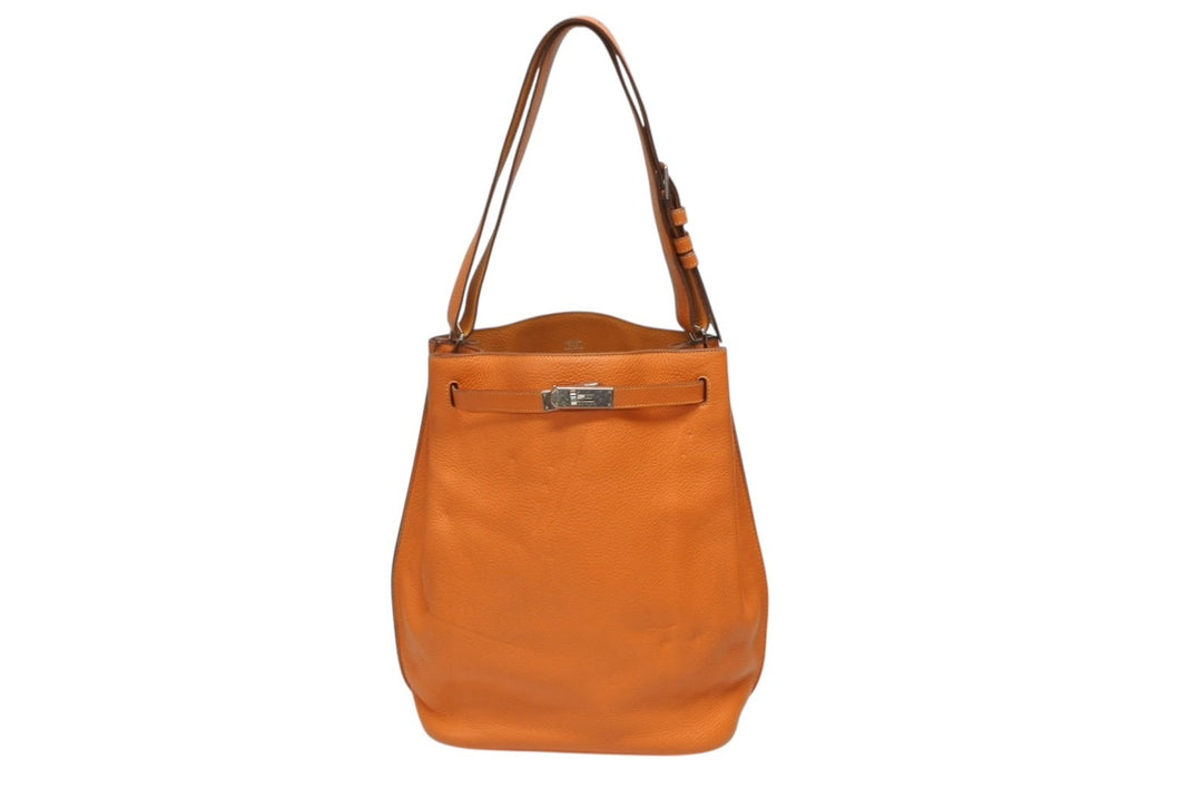 極美品 HERMES エルメス ソーケリー26 オレンジ ワンショルダーバッグ □Q刻印 トリヨンクレマンス シルバー金具 中古 4b008623