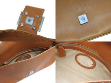 画像をギャラリービューアに読み込む, FENDI フェンディ マンマバケット セレリア ワンショルダーバッグ 8BR101 ブラウン レザー シルバー金具 美品 中古 4b008667