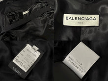 Load image into Gallery viewer, BALENCIAGA バレンシアガ 17AW SWING PARKA JACKET スウィングパーカージャケット 482118 サイズ34 ブラック 美品 中古 4b008953