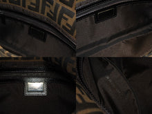 画像をギャラリービューアに読み込む, FENDI フェンディ マンマバケット ワンショルダーバッグ ズッカ柄 キャンバス レザー ブラウン ブラック ガンメタ金具 美品 中古 4b009075