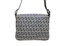 画像をギャラリービューアに読み込む, 極美品 FENDI フェンディ ズッキーノ ワンショルダーバッグ イタリア製 キャンバス レザー グレー ネイビー シルバー金具 中古 4b009081