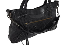 Load image into Gallery viewer, BALENCIAGA バレンシアガ ザ ファースト ハンドバッグ ショルダーバッグ ブラック レザー 103208 ブラック金具 美品 中古 4b009098