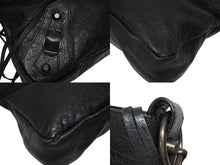 Load image into Gallery viewer, BALENCIAGA バレンシアガ ザ ファースト ハンドバッグ ショルダーバッグ ブラック レザー 103208 ブラック金具 美品 中古 4b009098