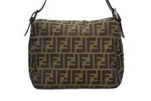 画像をギャラリービューアに読み込む, 極美品 FENDI フェンディ マンマバケット ワンショルダーバッグ ズッカ柄 ブラウン キャンバス レザー シルバー金具 中古 4b009111