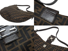 画像をギャラリービューアに読み込む, 極美品 FENDI フェンディ ホーボー ワンショルダーバッグ 26729 ズッカ柄 キャンバス レザー ブラウン シルバー金具 中古 4b009114