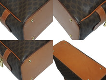 Load image into Gallery viewer, CELINE セリーヌ ヴィンテージ ハンドバッグ カバン ハンドバック 半月型 マカダム ゴールド金具 ブラウン 美品 中古 4b009127