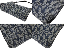 画像をギャラリービューアに読み込む, Christian Dior クリスチャンディオール サドルポーチ アクセサリーポーチ トロッター柄 PZ 1012 ネイビー シルバー金具 美品 中古 4b009142