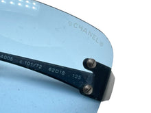 画像をギャラリービューアに読み込む, CHANEL シャネル リムレス サングラス 4005 c.101/72 サイズ62□18 125 ココマーク ブルー ブラック 美品 中古 4b00915