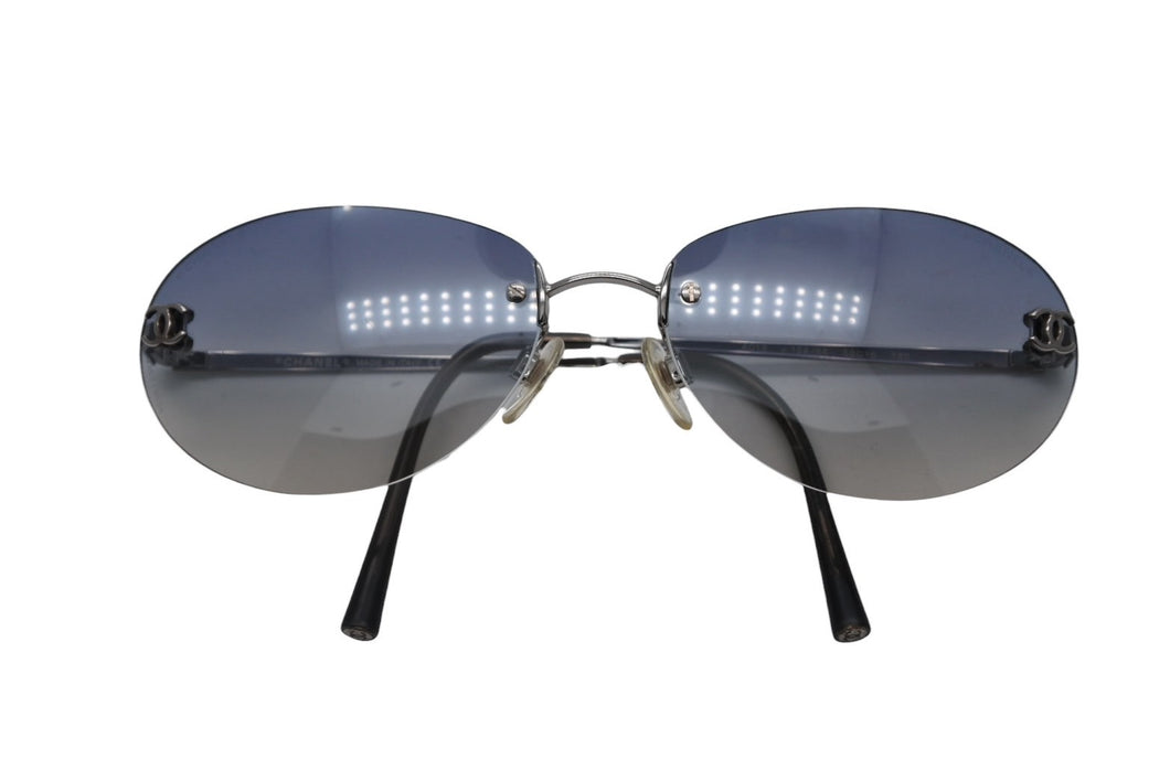 極美品 CHANEL シャネル リムレス サングラス アイウェア 4013 c.124/55 サイズ59□16 130 ココマーク グレー シルバー 中古 4b009156