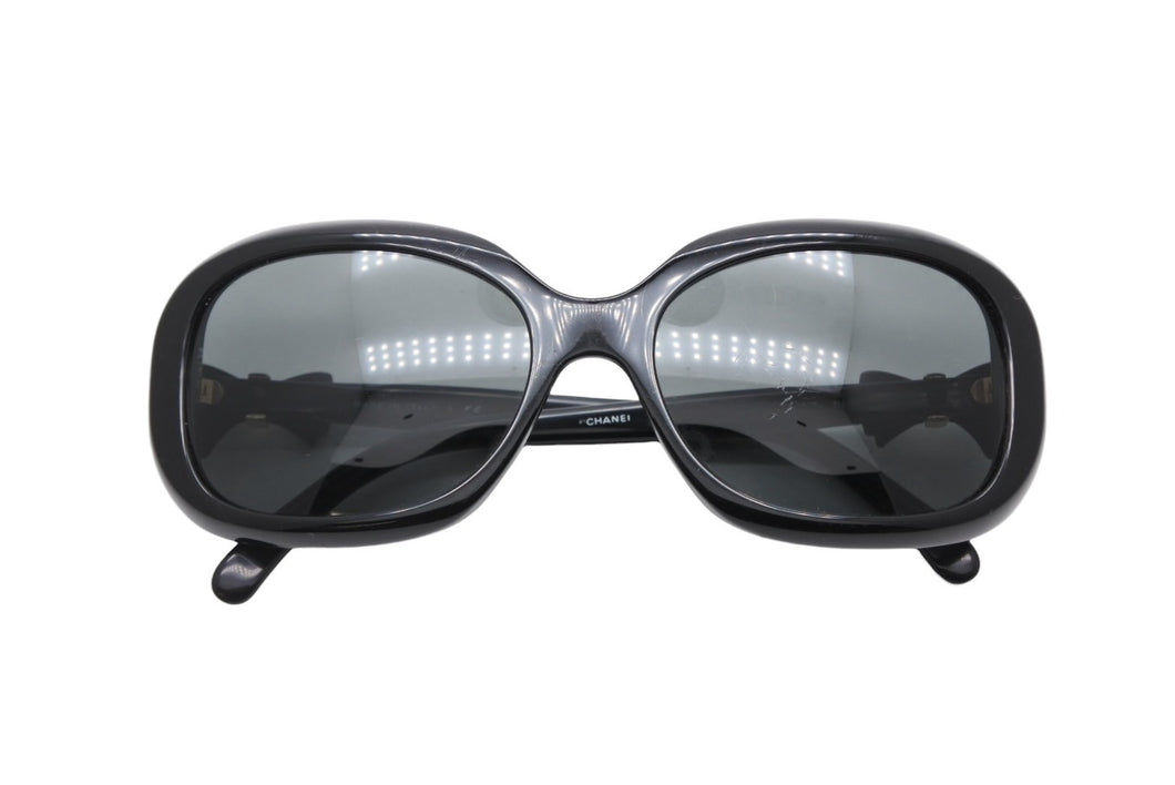 CHANEL シャネル サングラス アイウェア サイズ58□17 135 ココマーク リボン ブラック ゴールド 美品 中古 4b009173