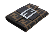 画像をギャラリービューアに読み込む, FENDI フェンディ 三つ折り財布 コンパクト財布 ズッカ柄 ナイロン キャンバス レザー ダークブラウン 美品 中古 4b009180