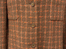 画像をギャラリービューアに読み込む, 極美品 CHANEL シャネル ツイード テーラードジャケット P05948V04336 サイズ38 シングル ココマーク ブラウン オレンジ 中古 4b009200