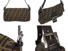 画像をギャラリービューアに読み込む, FENDI フェンディ マンマバケット ワンショルダーバッグ ズッカ柄 キャンバス レザー ブラウン シルバー金具 美品 中古 4b009232