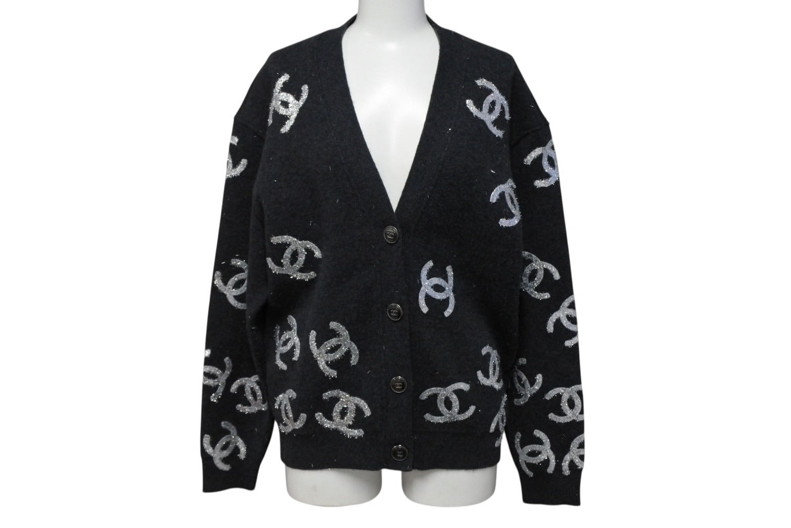 CHANEL シャネル　カーディガン　ニットシャツ　アンサンブル　ヴィンテージ CHANEL☆シャネル☆カシミヤ☆ビンテージ☆ニット☆アンサンブル