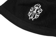 画像をギャラリービューアに読み込む, CHROME HEARTS クロムハーツ THERMAL BEANIE CAP サーマルニットキャップ ビーニー ブラック ホワイト ダガー刺繍 美品 中古 4b009256
