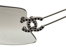 画像をギャラリービューアに読み込む, 極美品 CHANEL シャネル リムレス サングラス 4051-B c.193/6I サイズ74□12 120 ココマーク ラインストーン クリア シルバー 中古 4b009482