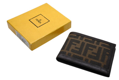 FENDI フェンディ 二つ折り財布 コンパクトウォレット 31011 ズッカ柄 総柄 ブラウン ブラック 美品 中古 4b009569