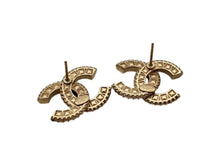 画像をギャラリービューアに読み込む, 極美品 CHANEL シャネル ココマーク ピアス アクセサリー 両耳 A18V刻印 4.8g ラインストーン GP ゴールド 中古 4b009593
