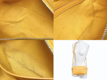 Load image into Gallery viewer, 極美品 GOYARD ゴヤール カップヴェールPMバッグ ショルダーバッグ CAPVE2PMLTY50CL50P ホワイト PVC レザー 中古 4b009726