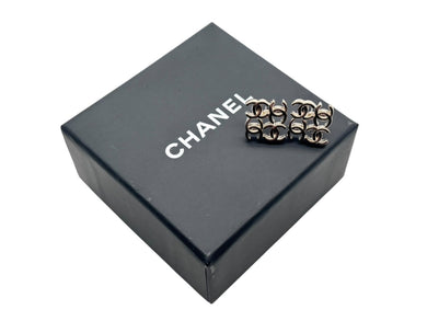 極美品 CHANEL シャネル ココマーク ピアス 重量約5.0g A24B刻印 ゴールド メタル GP 両耳用 四連 中古 4b009786