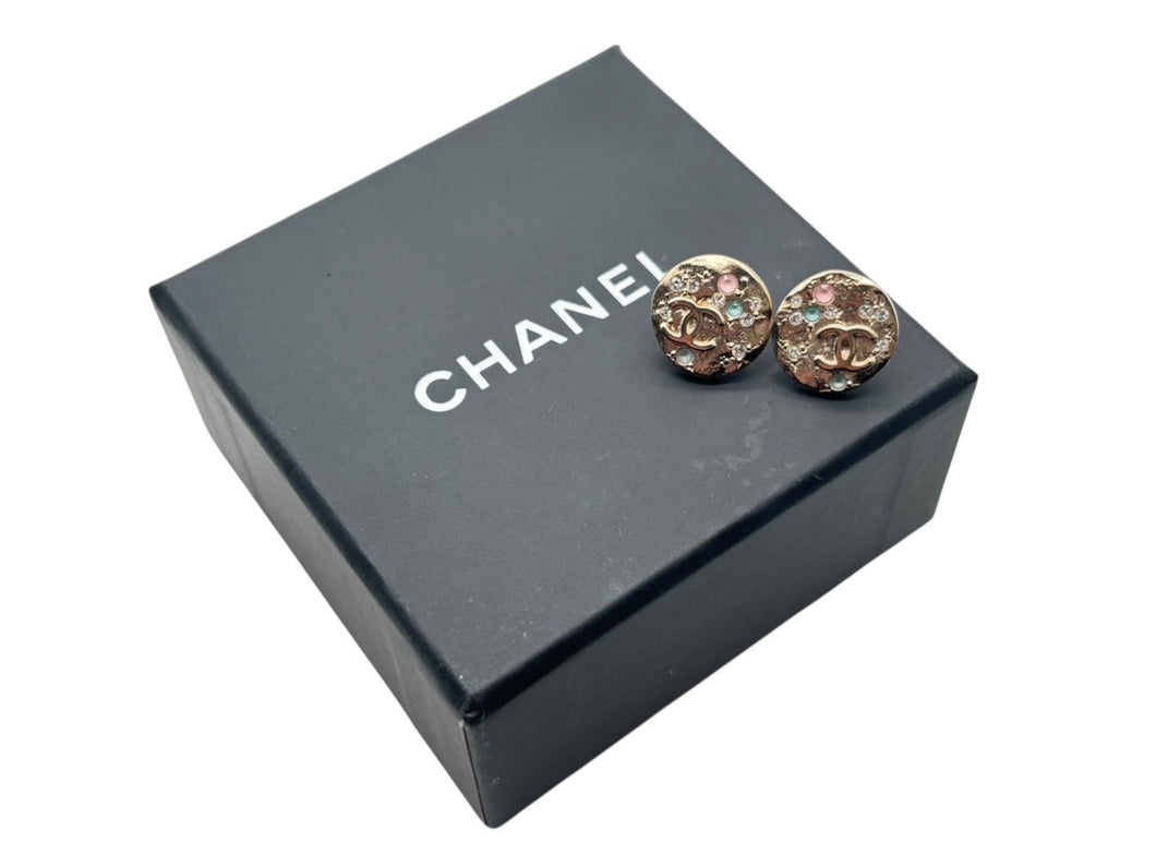極美品 CHANEL シャネル ココマーク ラウンドピアス 重量約4g 16P刻印 ラインストーン カラーストーン ゴールド メタル GP 両耳用 中古 4b009797