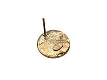 画像をギャラリービューアに読み込む, 極美品 CHANEL シャネル ココマーク ラウンドピアス 重量約4g 16P刻印 ラインストーン カラーストーン ゴールド メタル GP 両耳用 中古 4b009797