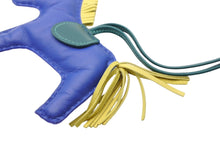 Load image into Gallery viewer, 極美品 HERMES エルメス ロデオチャームMM バッグチャーム アニョーミロ ブルーエレクトリック マラカイト ライム キーホルダー 中古 4b009828