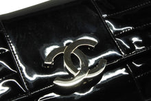 Load image into Gallery viewer, CHANEL シャネル Sフラップ Wチェーンショルダーバッグ 10番台 ココマーク パテントレザー ブラック シルバー金具 美品 中古 4b009878