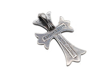 Load image into Gallery viewer, CHROME HEARTS クロムハーツ SML CH CROSS スモールCHクロス ペンダント チャーム 重量約19.2g スターリングシルバー 美品 中古 4b009921