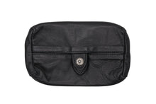 Load image into Gallery viewer, CHROME HEARTS クロムハーツ レザーティッシュケース ティッシュカバー ホースシュー ブラック シルバー925 シルバー金具 美品 中古 4b009938