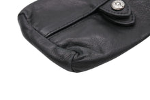 Load image into Gallery viewer, CHROME HEARTS クロムハーツ レザーティッシュケース ティッシュカバー ホースシュー ブラック シルバー925 シルバー金具 美品 中古 4b009938