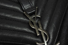 Load image into Gallery viewer, 極美品 SAINT LAURENT サンローラン カレッジ チェーンショルダーバッグ ハンドバッグ YSL ブラック ガンメタル金具 中古 4b009965