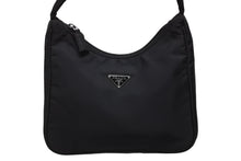 画像をギャラリービューアに読み込む, PRADA プラダ ホーボー ハンドバッグ ワンショルダーバッグ MV515 トライアングルロゴ ナイロン ブラック 美品 中古 4b009980